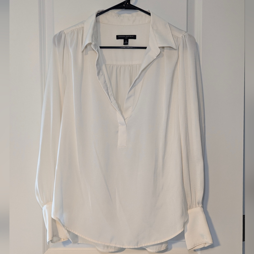 Banana Republic Cream Blouse